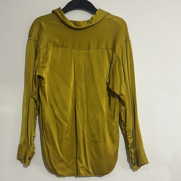 Zara Satin Button Up - Picture 2 of 4